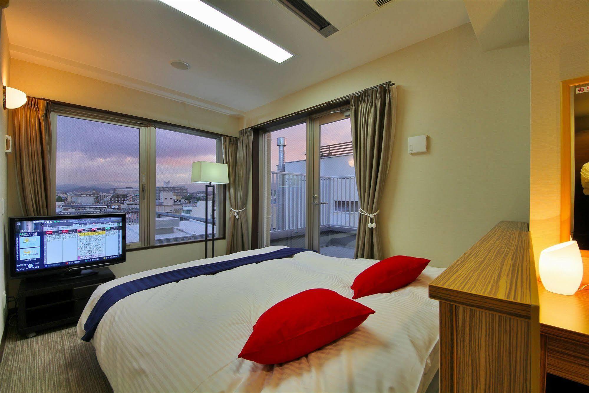 Kyoto Hana Hotel Bagian luar foto